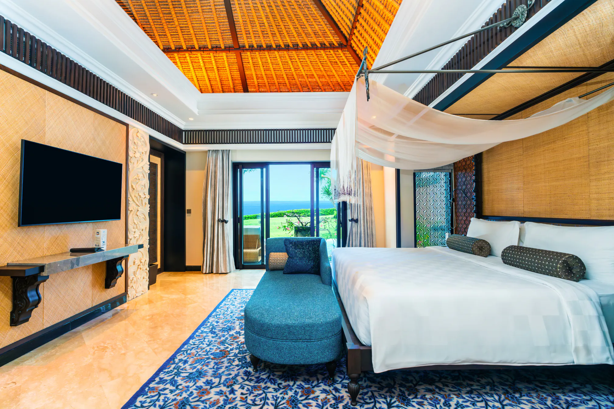 1BR Ocean Front Villa